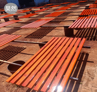 精品戶外休閑椅子面噴漆完成 精品戶外休閑椅子面噴漆完成